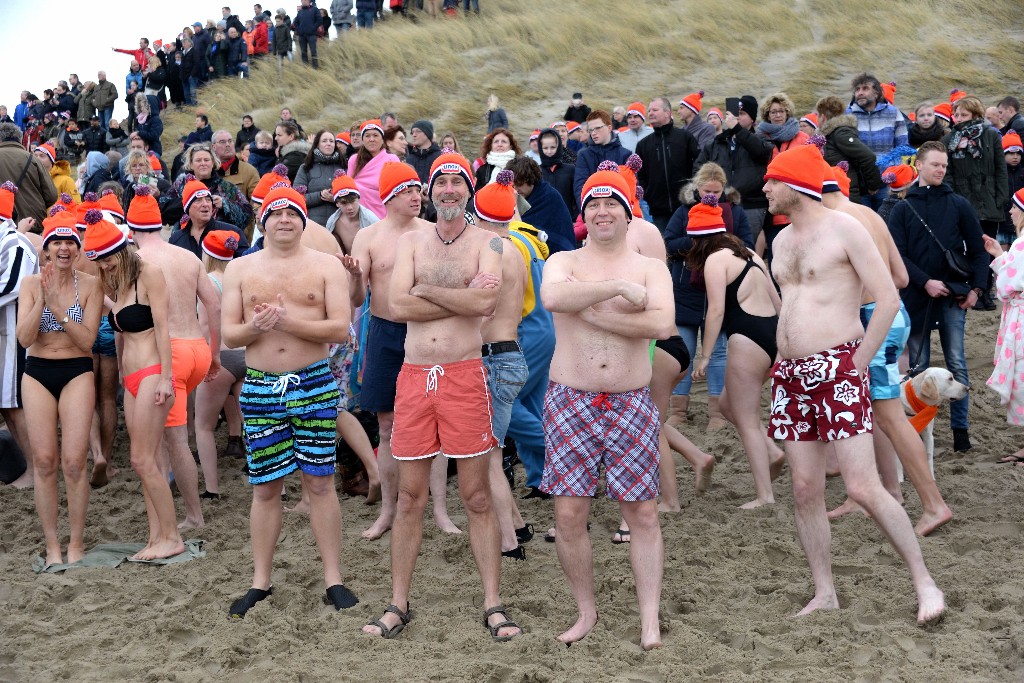 ../Images/Nieuwjaarsduik Nederzandt 2018 023.jpg